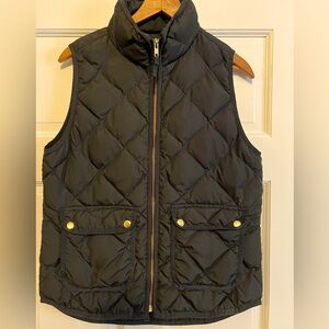 J Crew quilted vest size 8
